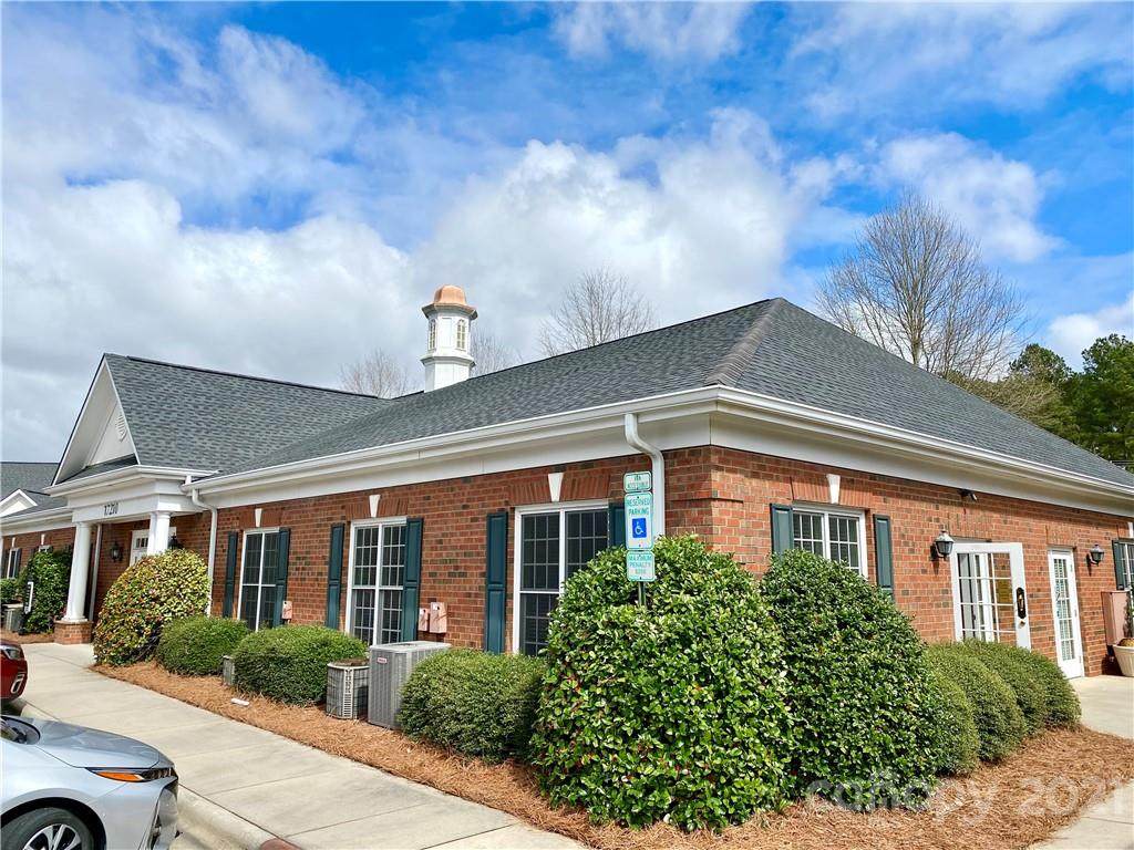 17210 Lancaster Highway - Photo 1