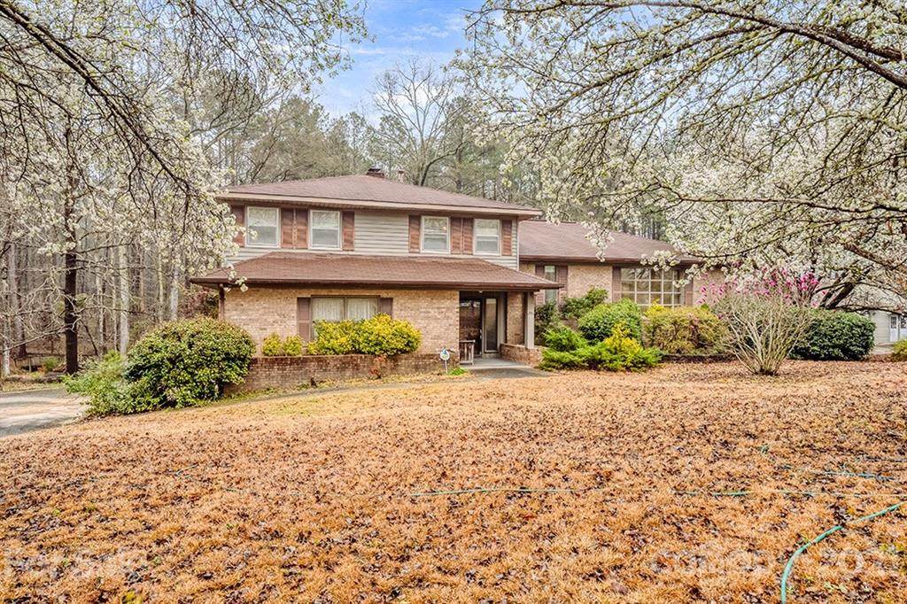 2961 Brendale Drive - Photo 1
