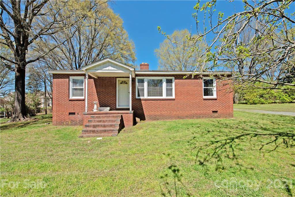 1143 Dale Avenue - Photo 1