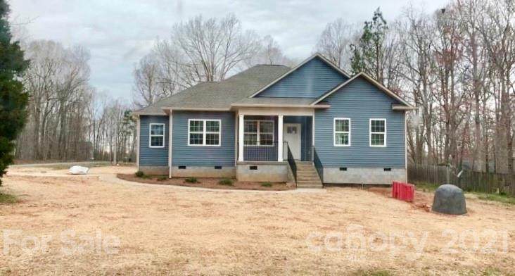 3920 Happy Hollow Lane - Photo 1