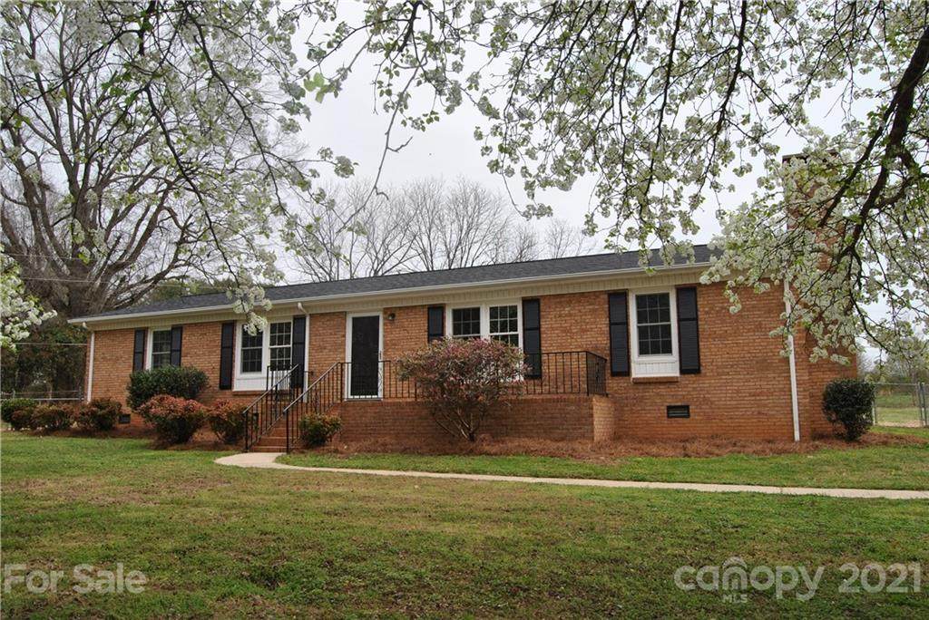204 Harrelson Road - Photo 1