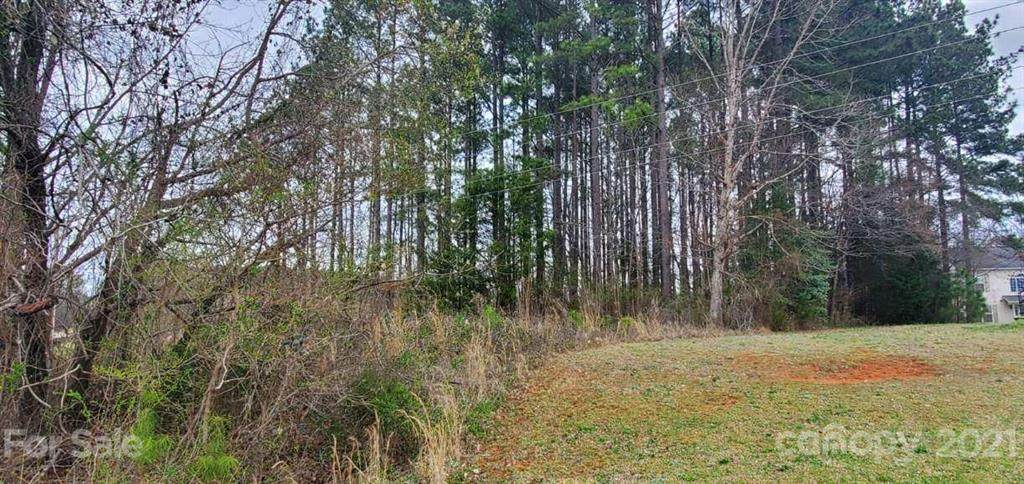 905 Killian Road - Photo 1