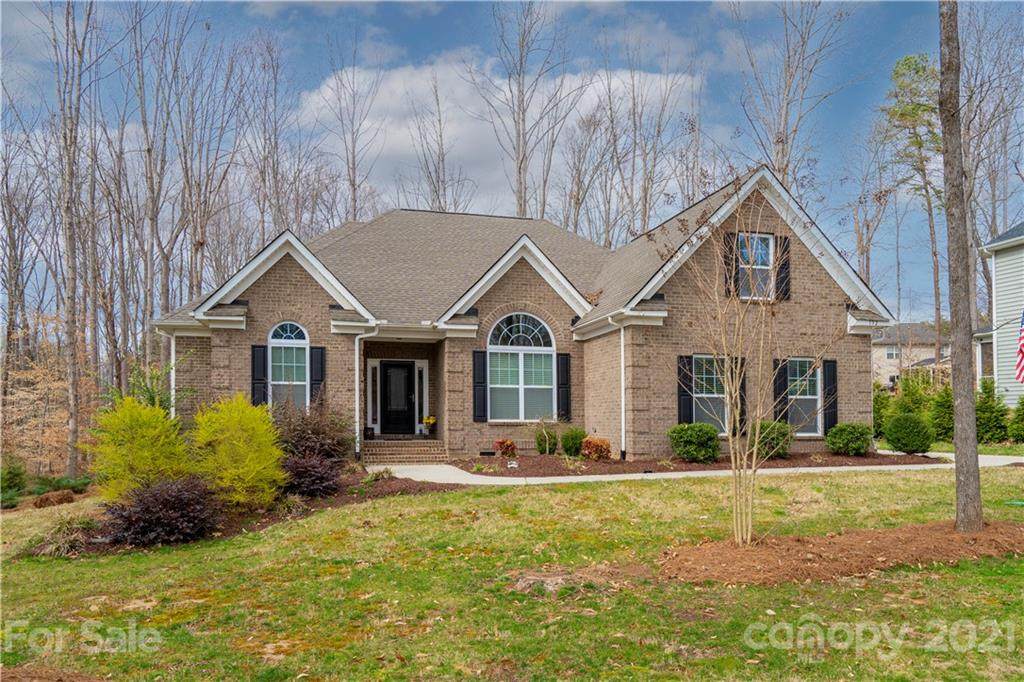 132 Harvest Wind Court - Photo 1