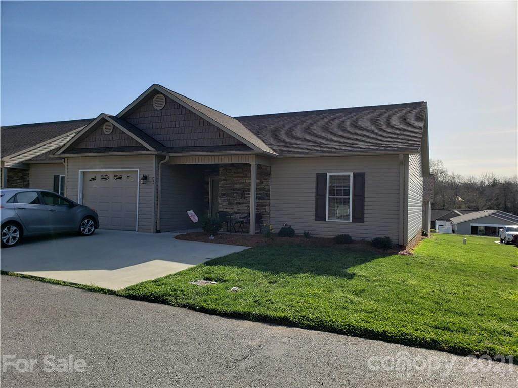 505 2nd Street - Photo 1