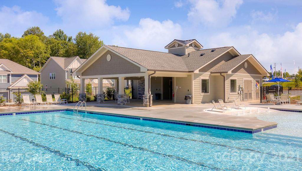 105 Northstone Road - Photo 1