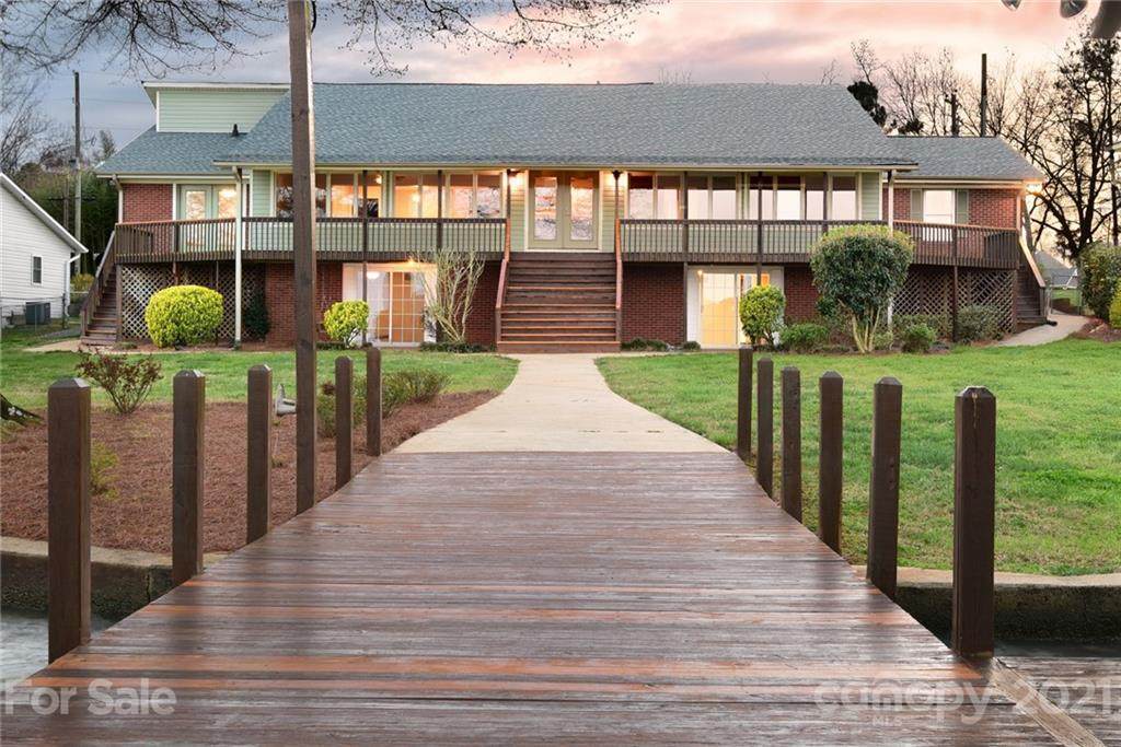 49458 Woodland Drive - Photo 1