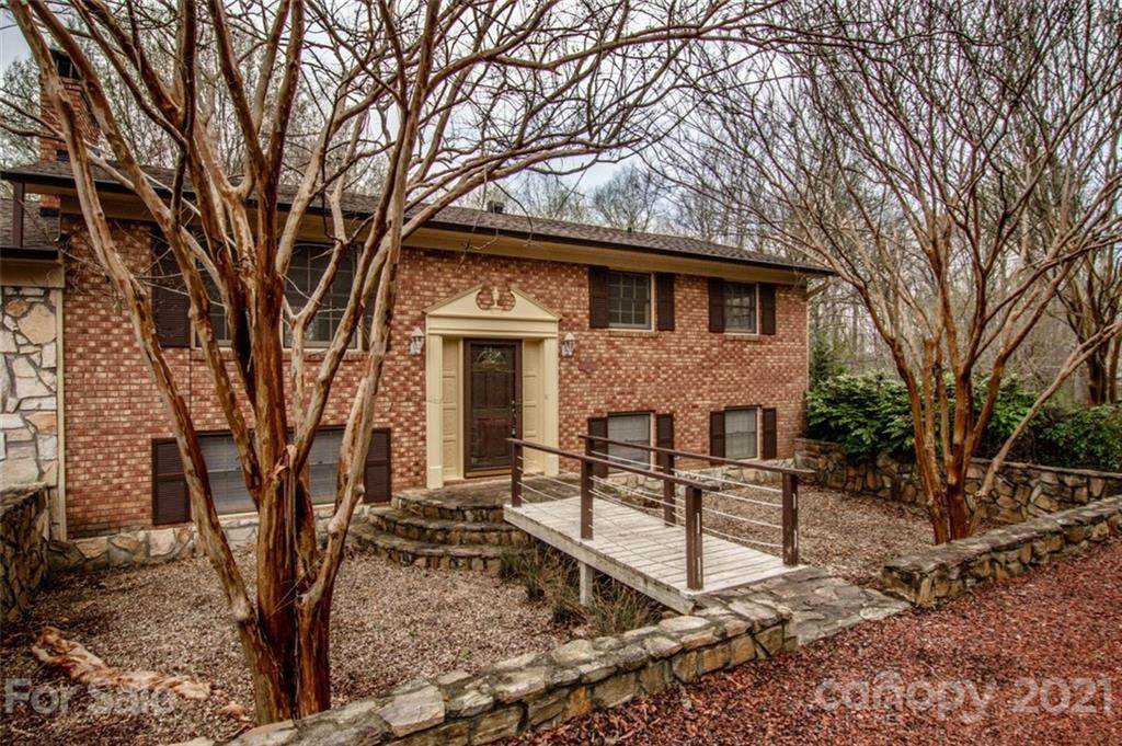151 Kaywood Lane - Photo 1