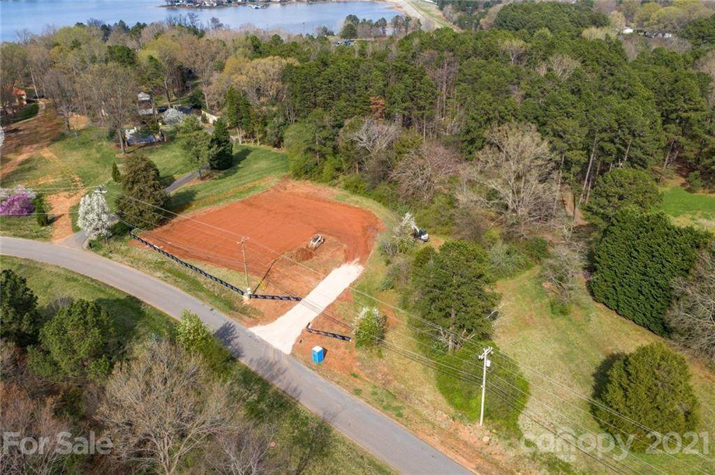 16100 Terry Lane - Photo 1