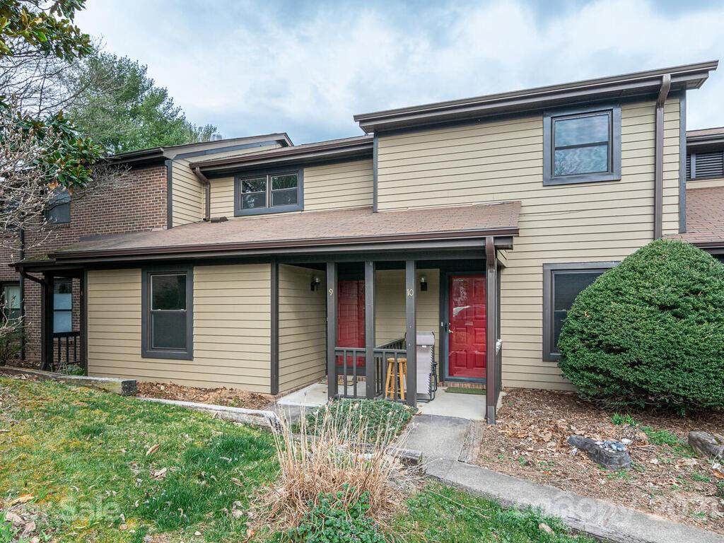 16 Spears Avenue - Photo 1