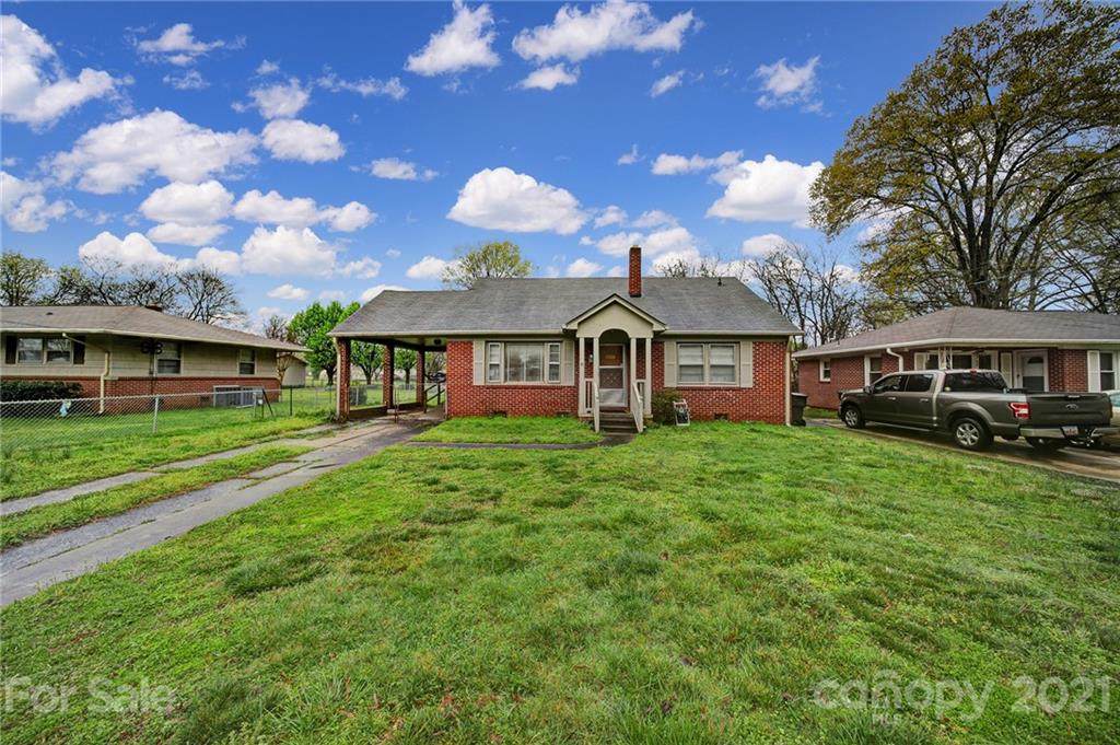 768 Rockwood Drive - Photo 1