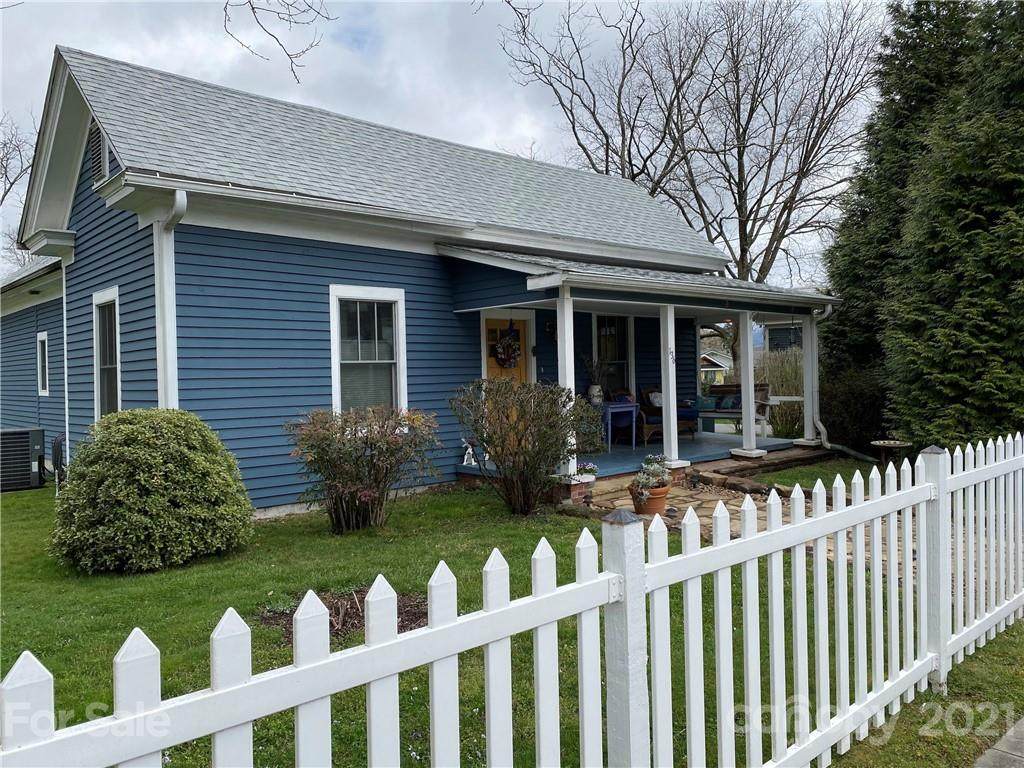 136 French Broad Street - Photo 1