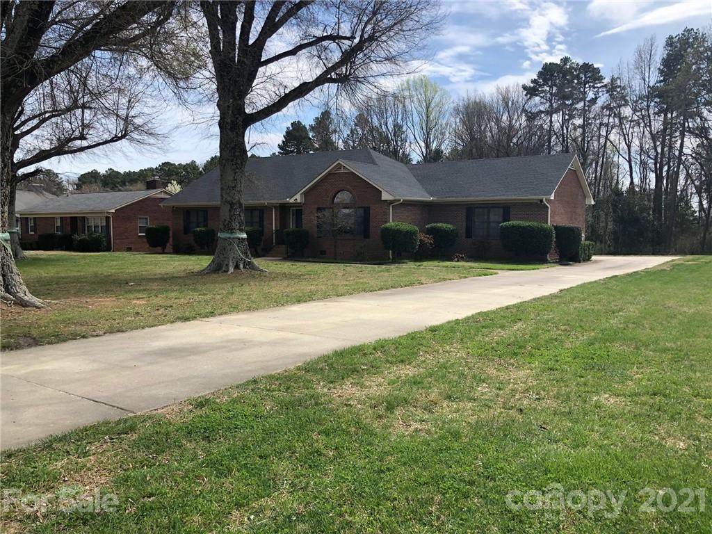 3918 Sunset Road - Photo 1