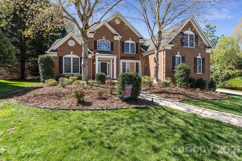 2330 Keara Way - Photo 1