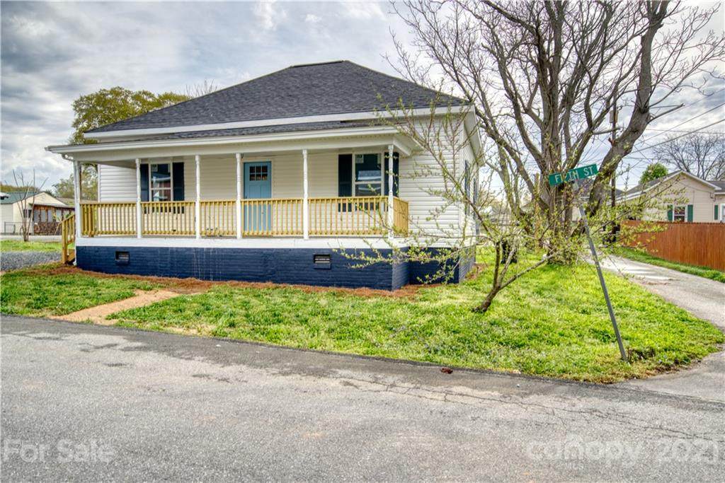90 5th Street - Photo 1