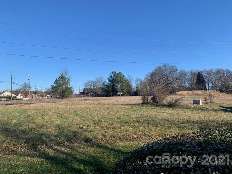 938 Central Drive - Photo 1