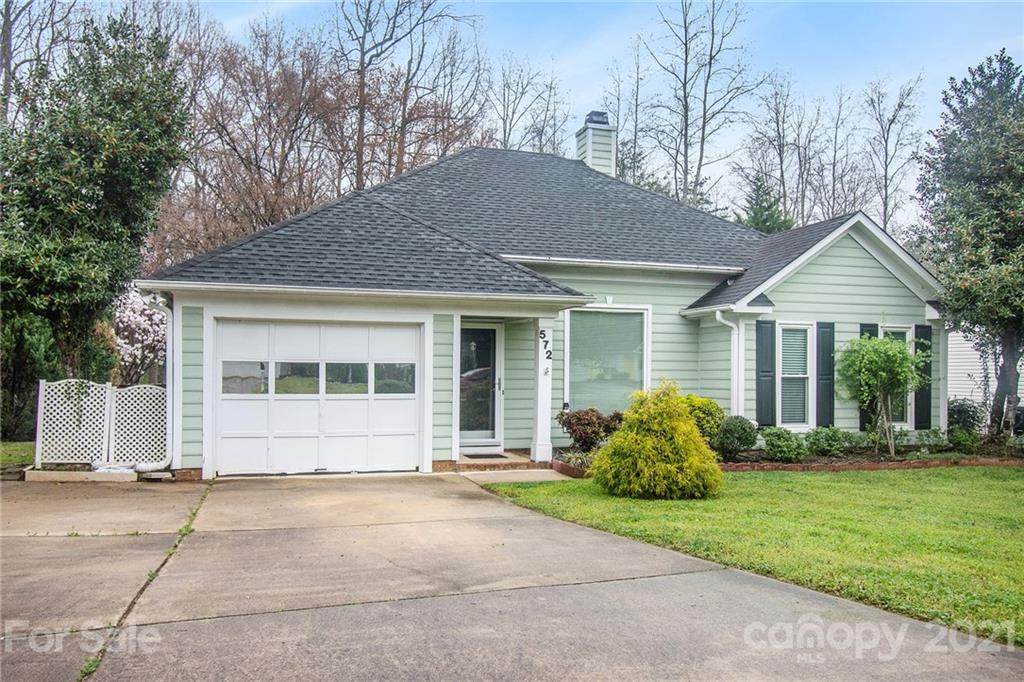 572 Rebecca Jane Drive - Photo 1