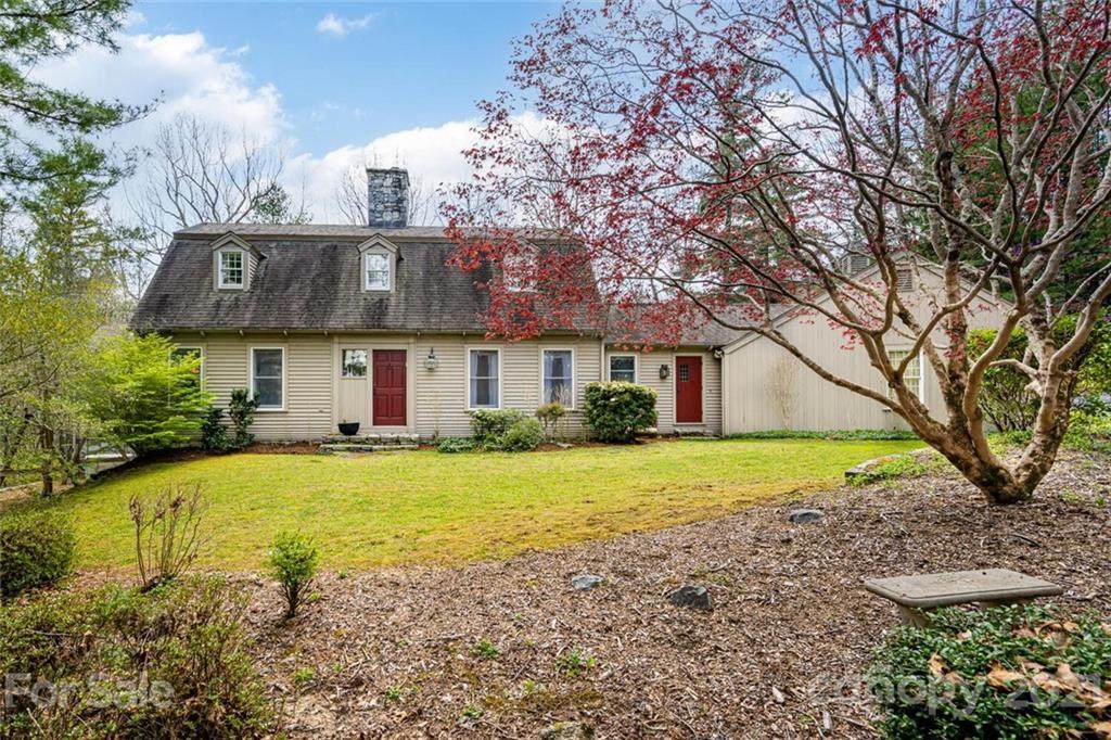 205 Greenleaf Drive - Photo 1