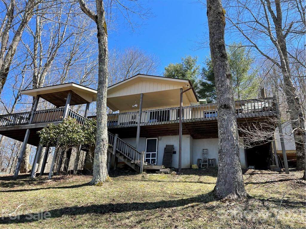 203 Lucas Lane - Photo 1