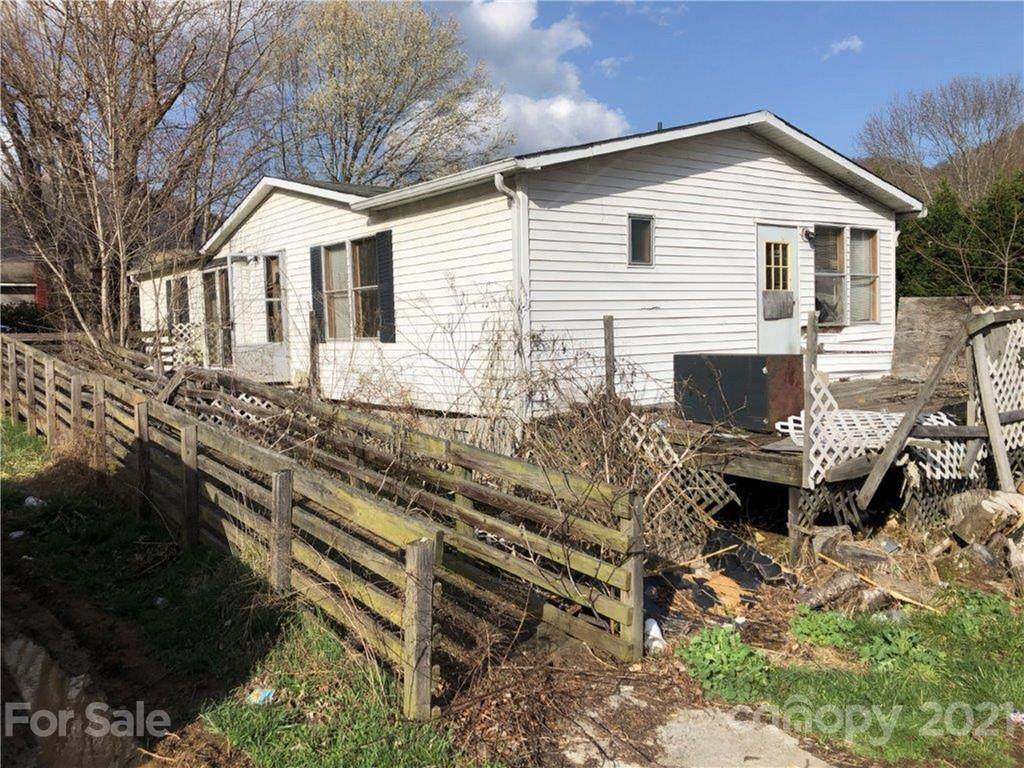 2778 Beaverdam Road - Photo 1
