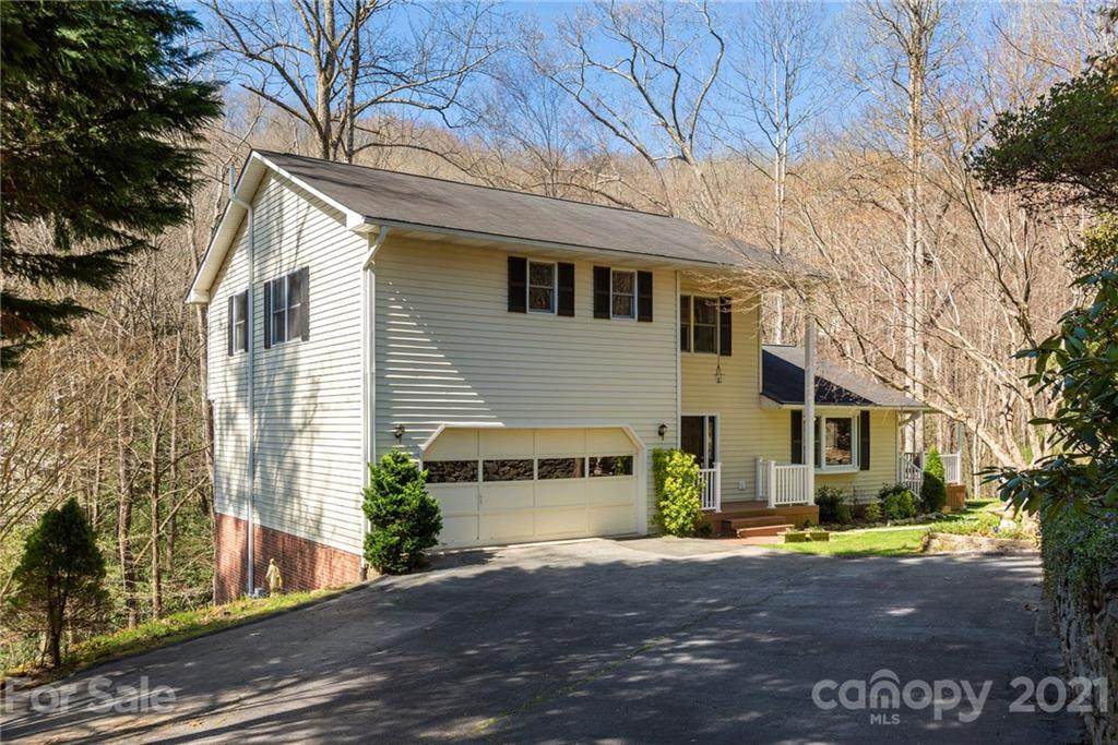 812 Greenwood Drive - Photo 1