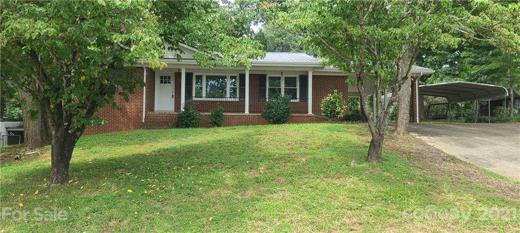 2043 9th Avenue - Photo 1