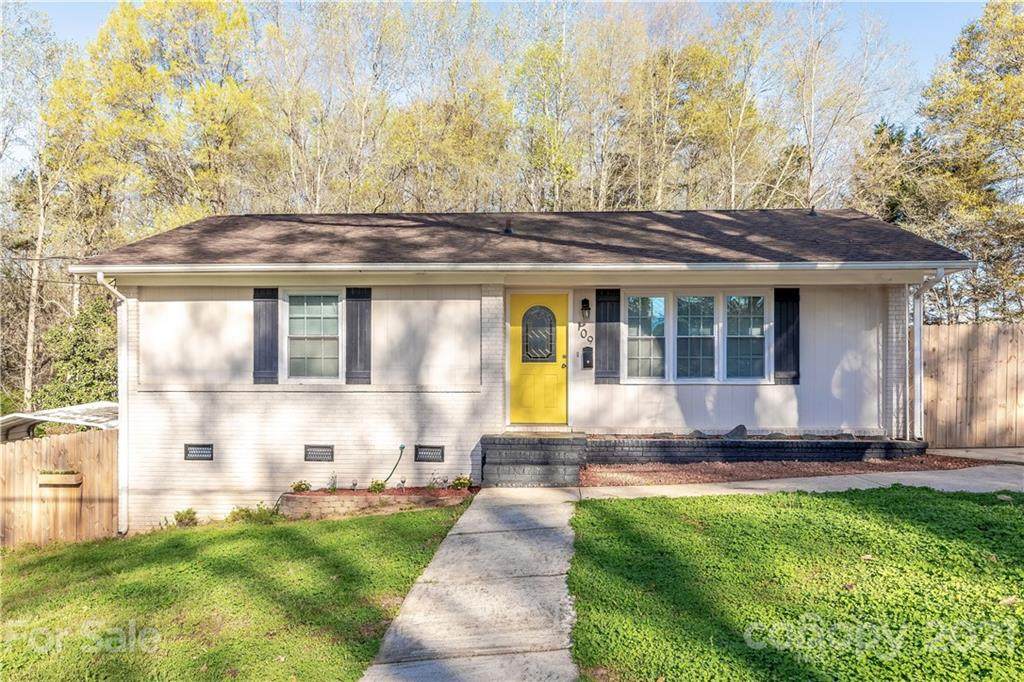 109 Juniper Street - Photo 1