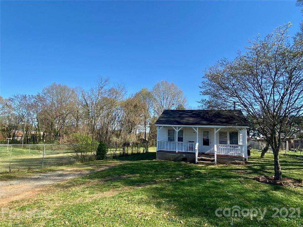 1024 Catawba Street - Photo 1