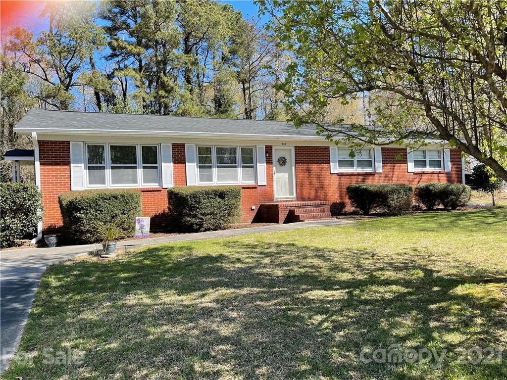 937 Maynard Street - Photo 1