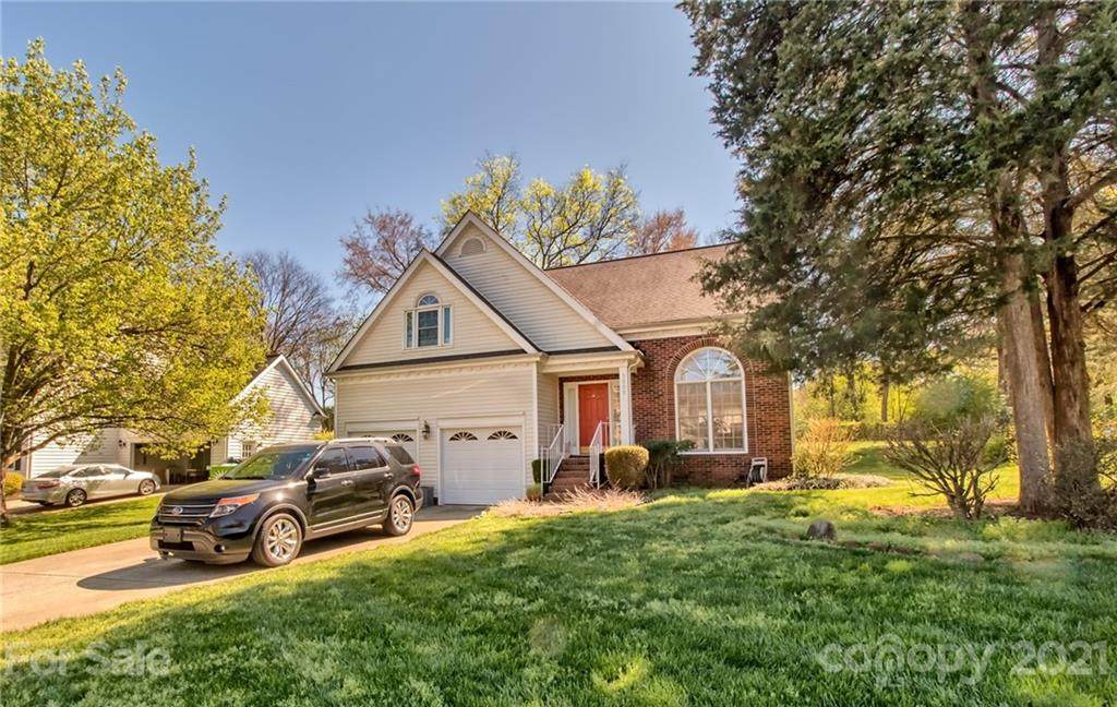 3000 Fieldpointe Lane - Photo 1