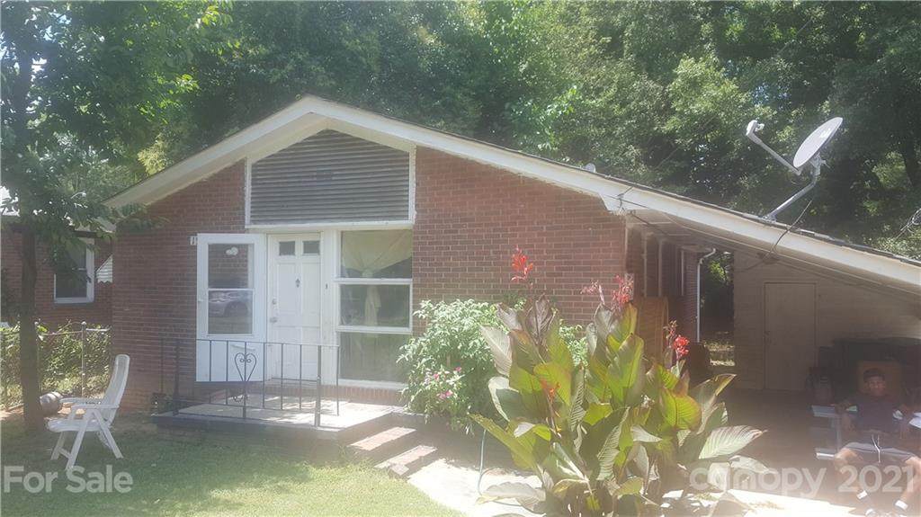 1909 Kennesaw Drive - Photo 1