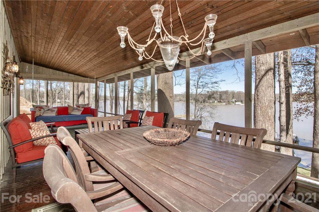 4036 Rhynland Drive - Photo 1