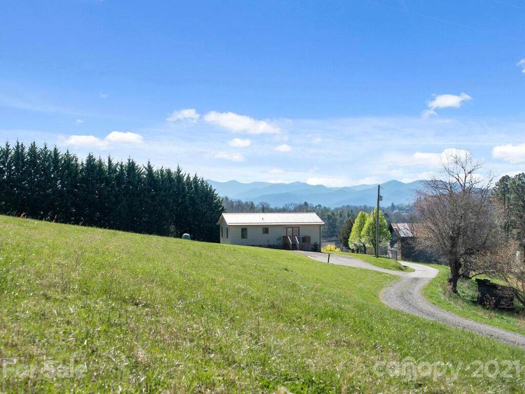 136 Hidden Cove Drive - Photo 1