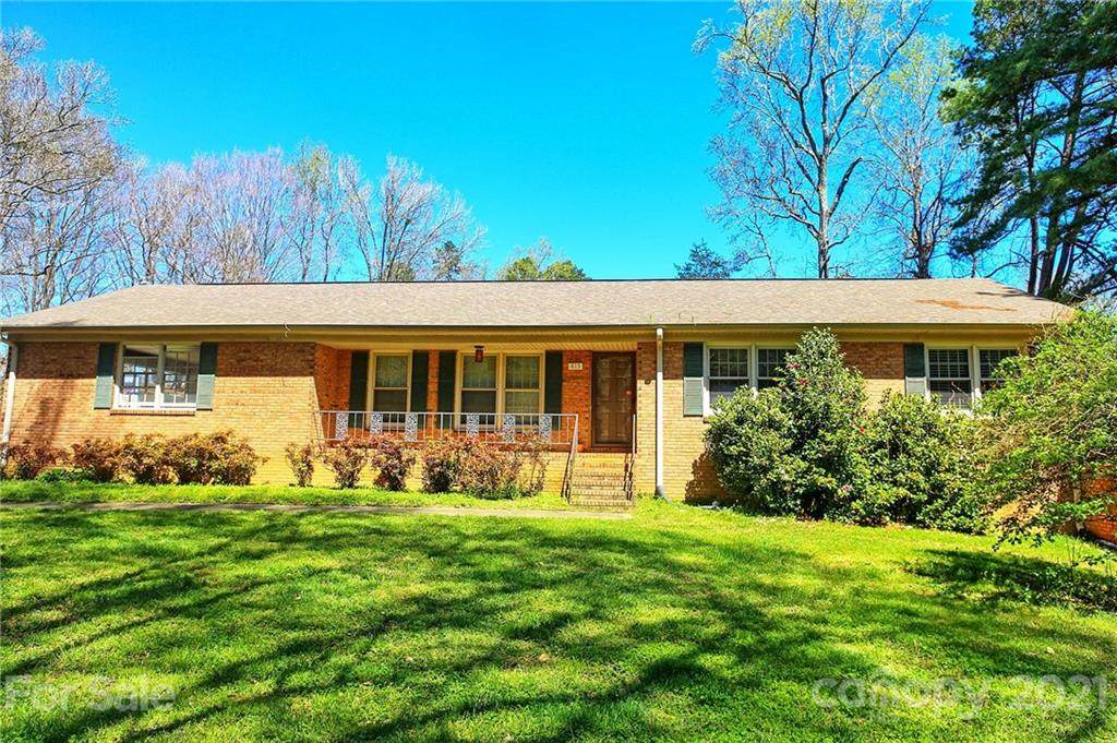 813 Carson Road - Photo 1