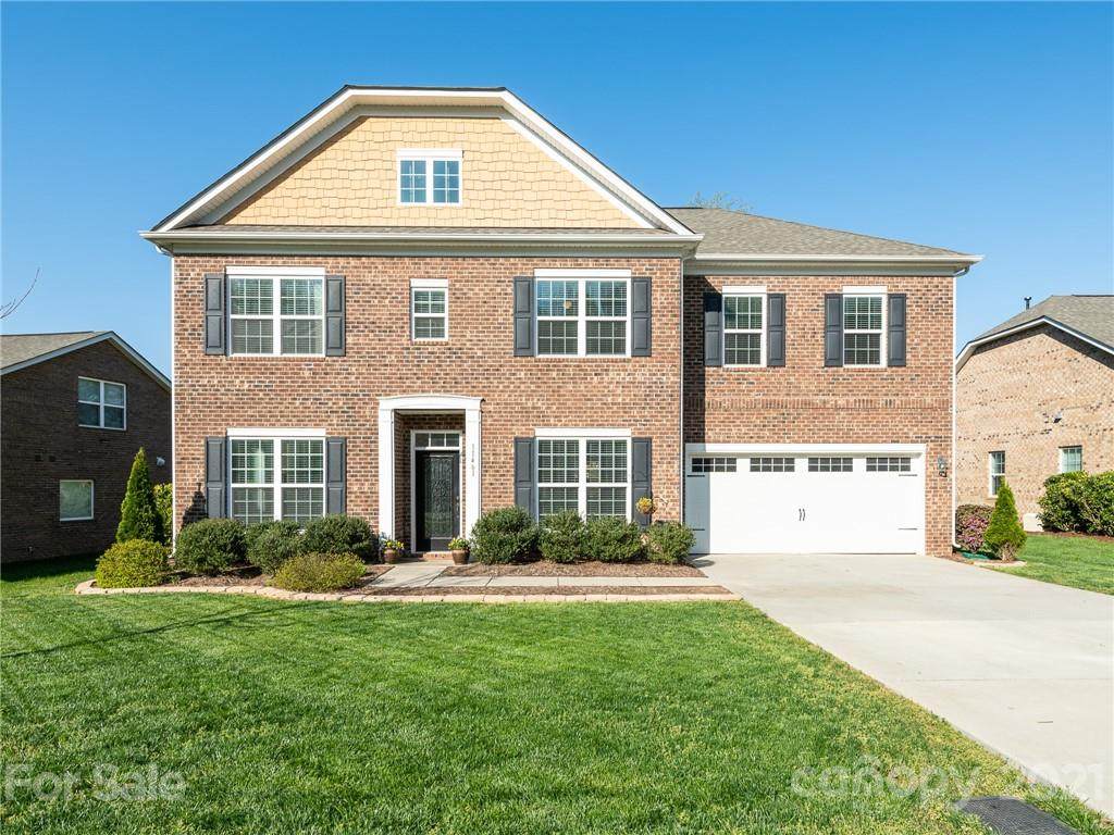 11461 Cedarvale Farm Parkway - Photo 1