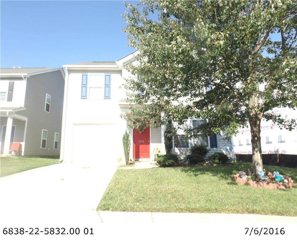4330 Oak Pointe Drive - Photo 1