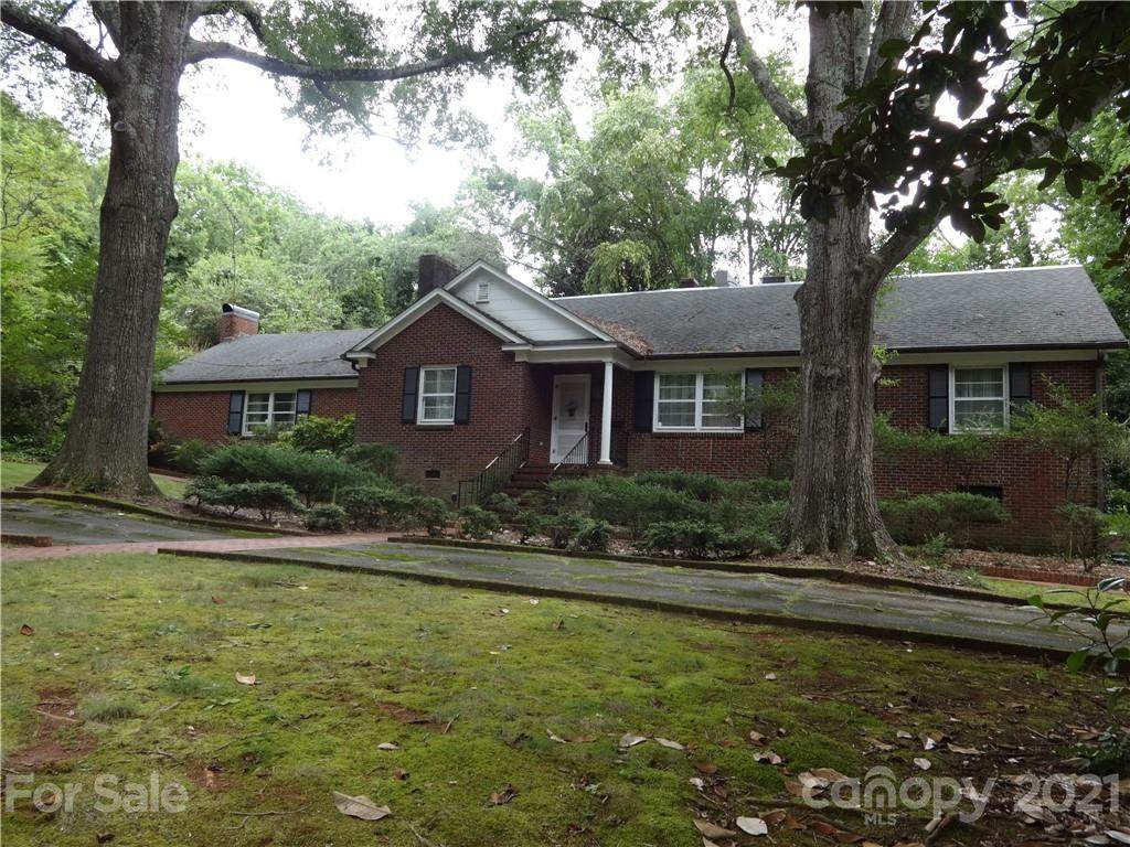 631 9th Street - Photo 1