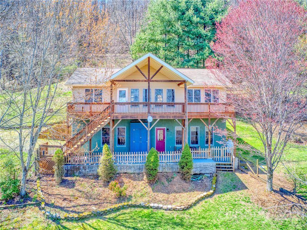 684 Acres View Drive - Photo 1
