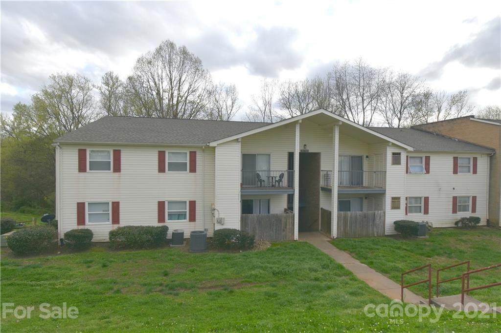 7988 Shady Oak Trail - Photo 1