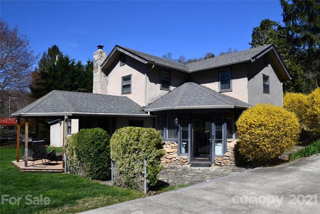 126 Arrowwood Way - Photo 1