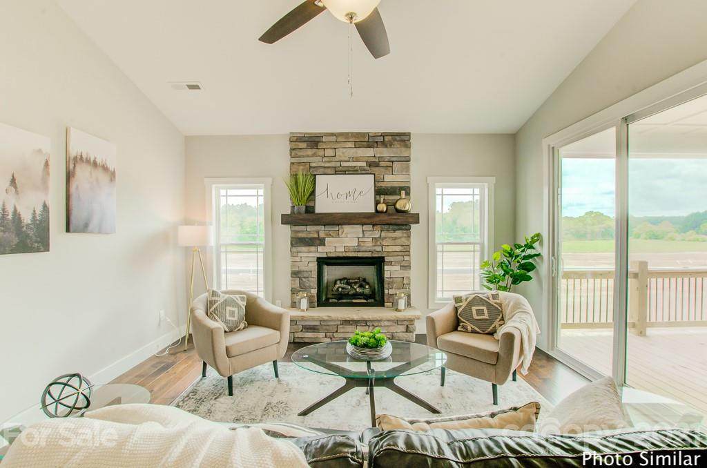 25 Creekside Drive - Photo 1