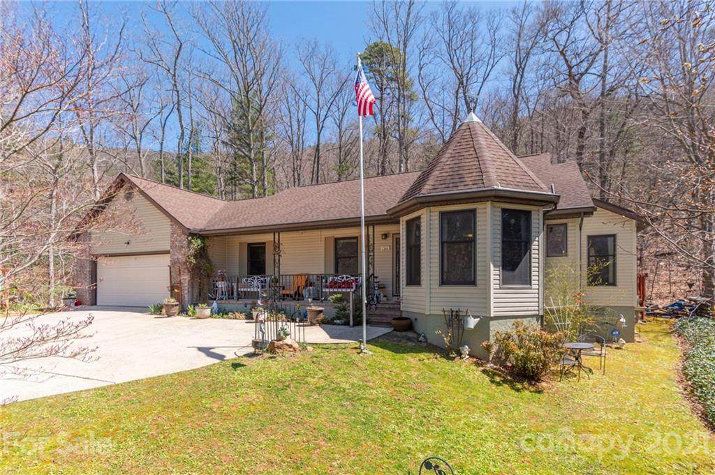 163 Woodburn Drive - Photo 1