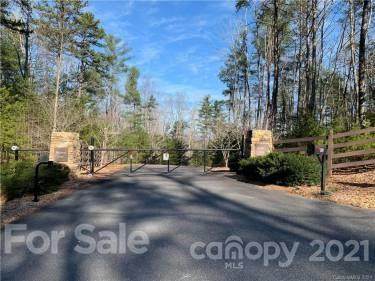 77 Tayberry Drive - Photo 1