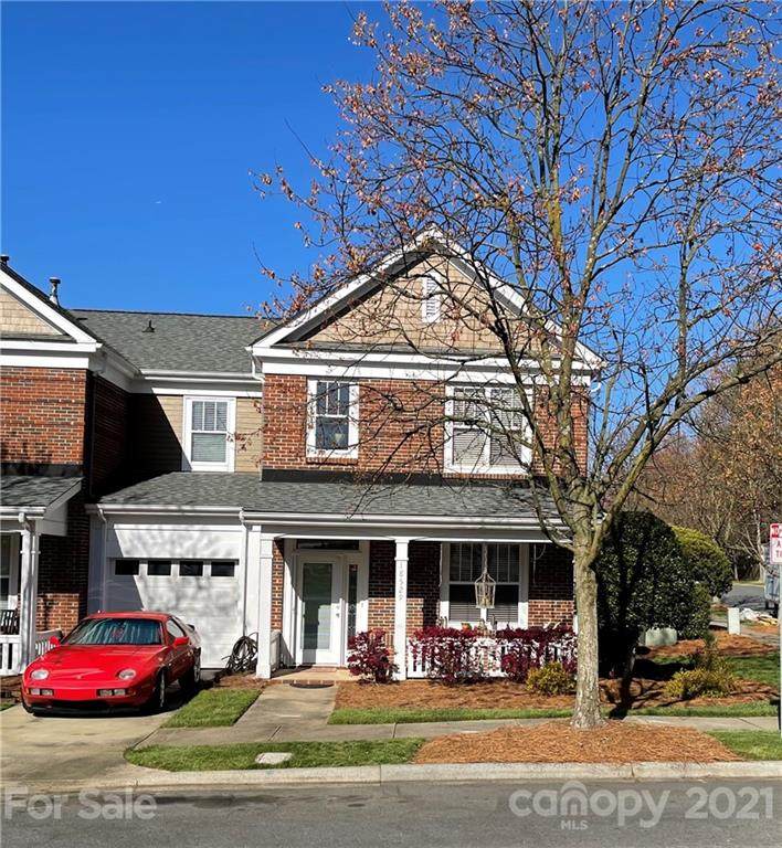 18529 Mizzenmast Avenue - Photo 1