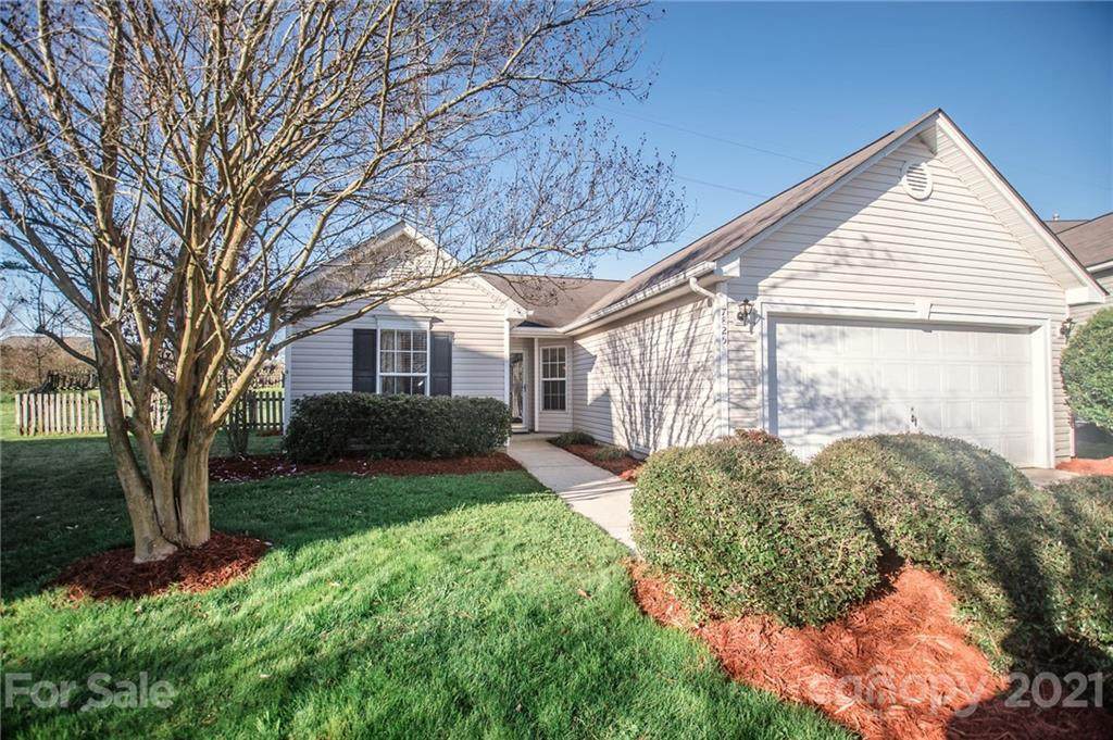 7825 Geoffrey Court - Photo 1
