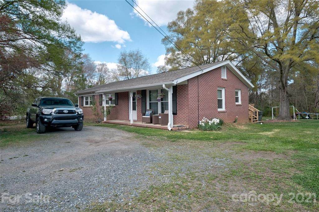 1328 Ebinport Road - Photo 1