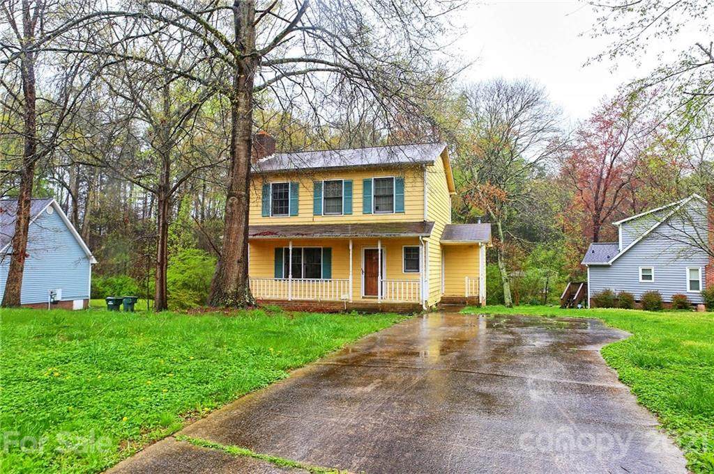 730 Bermuda Avenue - Photo 1