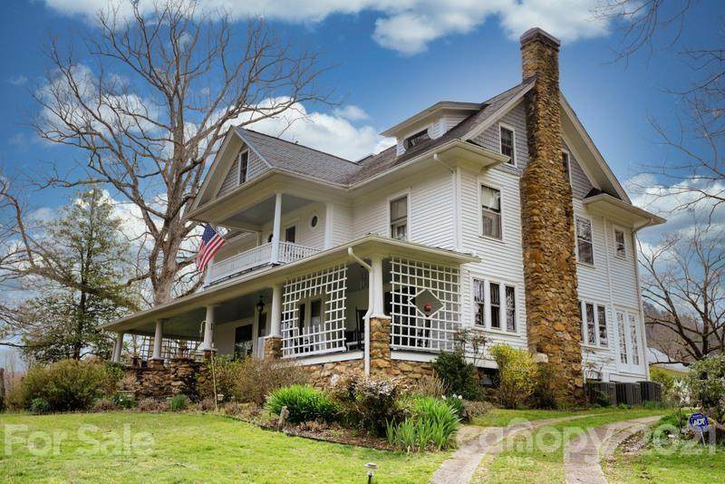 1194 Main Street - Photo 1