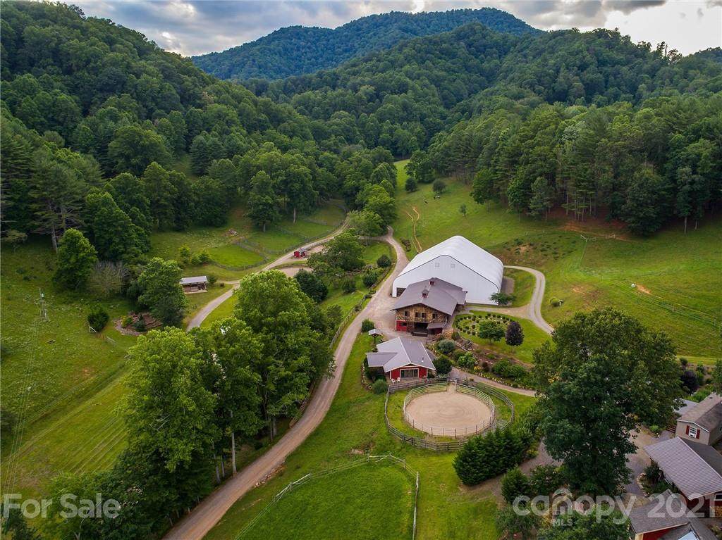 561 Piercy Road - Photo 1