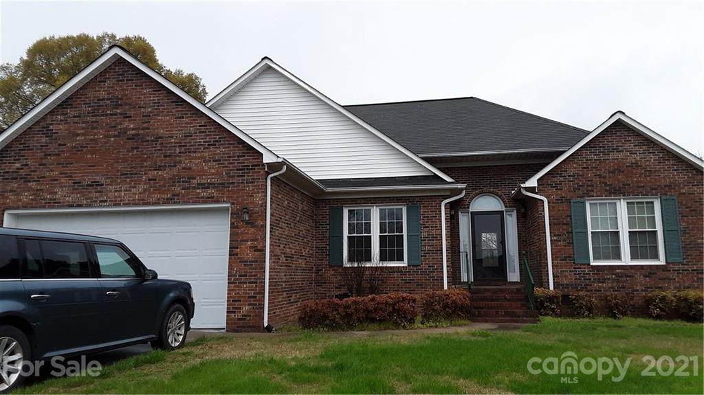 111 Balsam Court - Photo 1