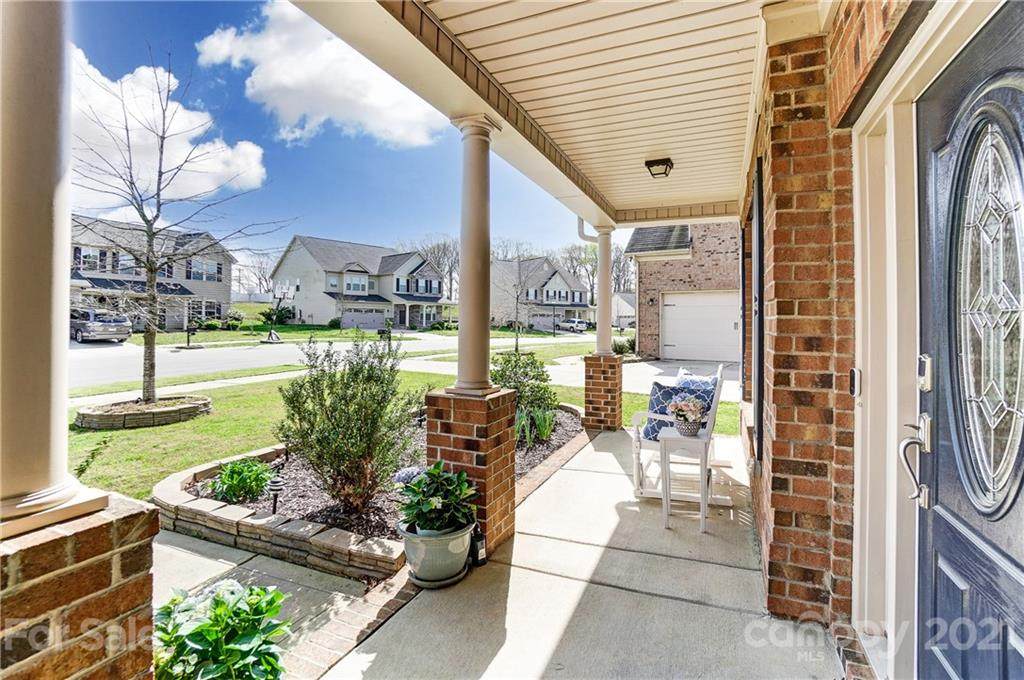 2016 Clover Hill Road - Photo 1
